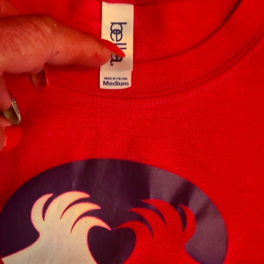 Shades of love by bella cap sleeve t shirt red size med